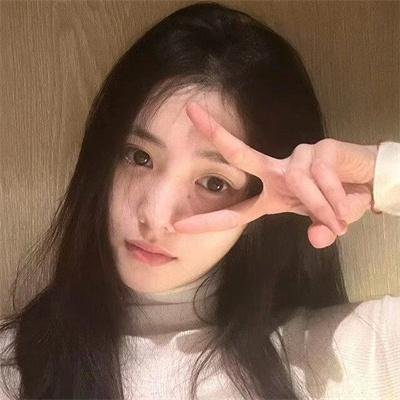 进击！巨人中学海报
