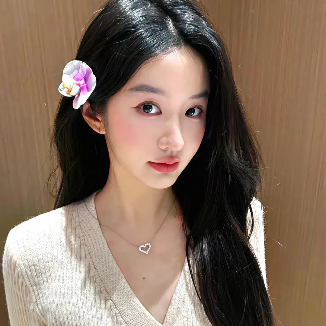 爱芯第一季海报
