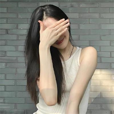 妈咪的小女孩海报